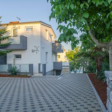 Villa Mmm Vantacici Zewnętrze zdjęcie
