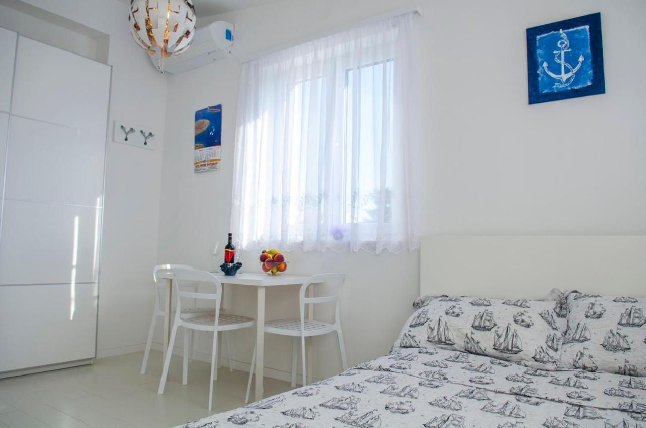 Villa Mmm Vantacici Zewnętrze zdjęcie
