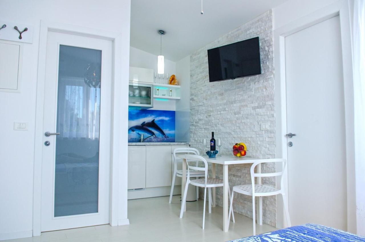 Villa Mmm Vantacici Zewnętrze zdjęcie